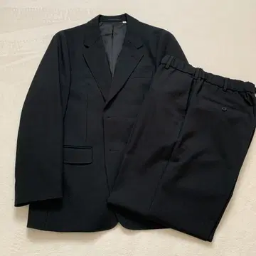 유니클로 블랙 포멀 수트 사이즈 S