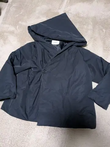 BEAMS BOY 블랙 삼각형 후드 다운