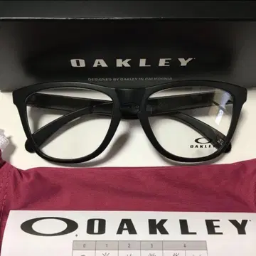 골프 대회 경품 OAKLEY 프로그스킨 OX8137A-03