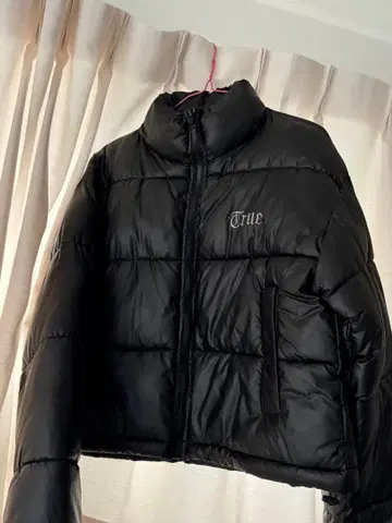 블랙 다운 자켓