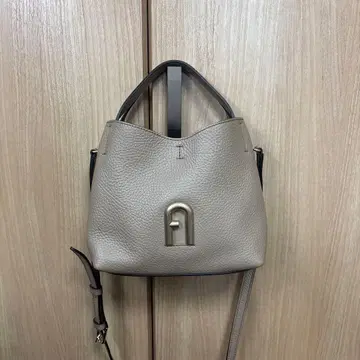 FURLA 핸들 포함 숄더백