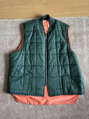 다크 그린 퀼팅 다운 베스트