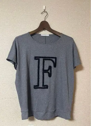 고품질 파비아나 필리피 F 자수 티셔츠 사이즈/36(XS)