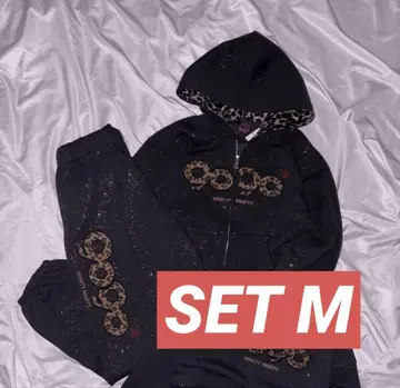 9090 girl OG Logo Glitter Hoodie setup