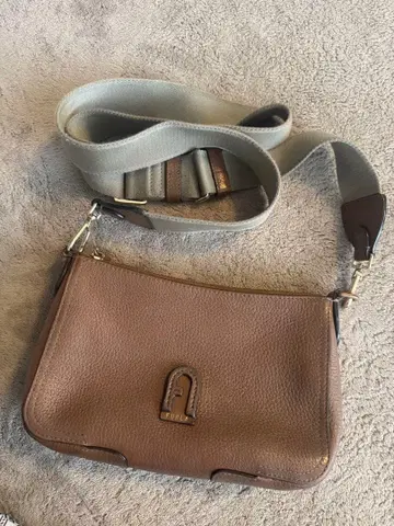 [ 최종 가격 인하 ] 훌라 숄더백