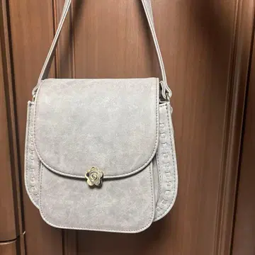 MARY QUANT 그레이 숄더백