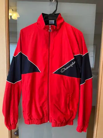 [ 가격 인하 ] Champion MCMXIX 레드 나일론 자켓 L