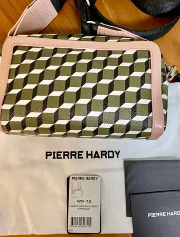 PIERRE HARDY 피에르 아르디 카메라백 숄더