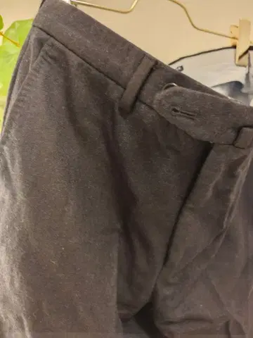 INCOTEX 다크 네이비 울 슬랙스