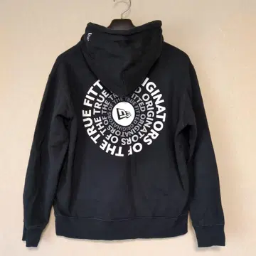 NEW ERA 블랙 후드티 M