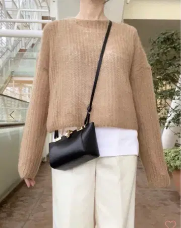 이네드 모헤어 스웨터