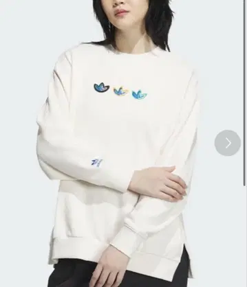 [ 가격 인하 불가 ] adidas 발렌타인데이 크루넥 맨투맨