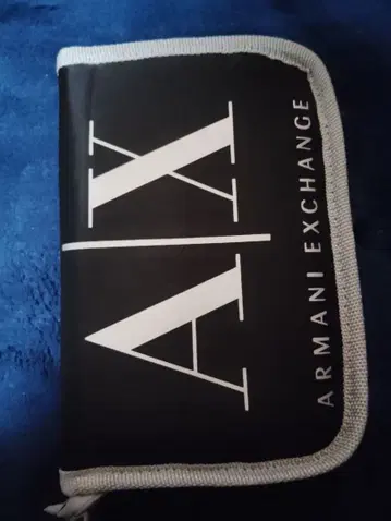 Armani Exchange 이단 접이식 지갑 블랙 수첩 케이스