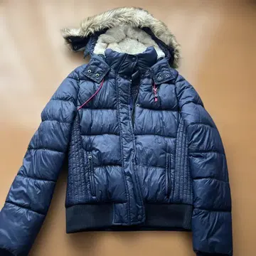 AMERICAN EAGLE OUTFITTERS 다운 자켓