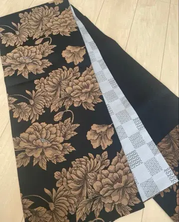 후쿠로 오비 코무사데모도 블랙 베이스 골드 컬러 꽃무늬 모란 순수 실크
