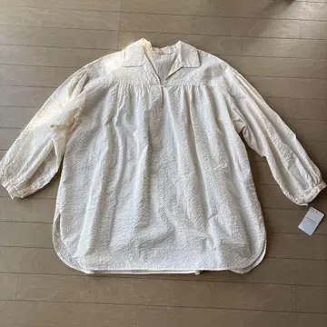 택 포함 새상품 저널 스탠다드 랙스 상의