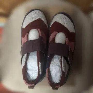귀여운 RIN 클로버 울 벨트 슬립온