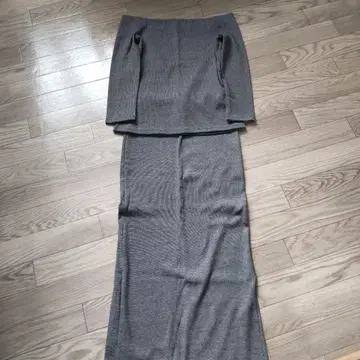 ZARA 오프숄더 티셔츠 셋업