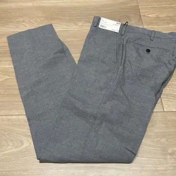 [ 미사용 새상품 ] UNIQLO 스트레치 울 슬림핏 팬츠 73cm