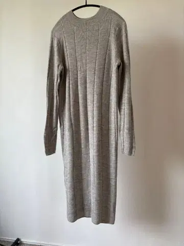 Punto Doro 푸토돌로 니트 원피스