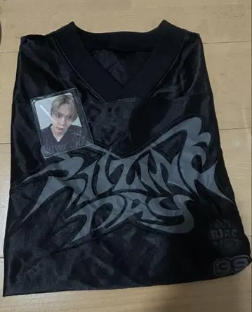 RIIZE 은석 유니폼