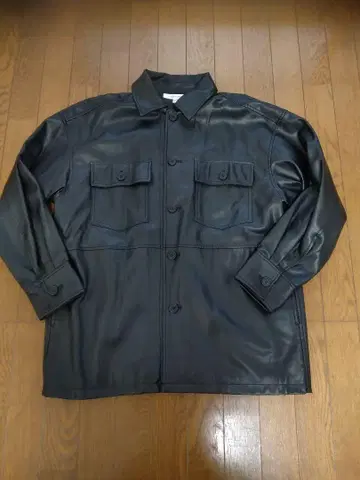 MOUSSY 블랙 인조 가죽 자켓