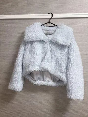 SNIDEL 라이트 블루 2way 컬러 푸들 코트