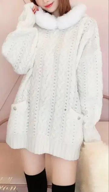 후디니 니트 원피스