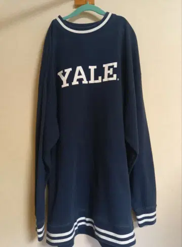 Yale 트레이닝복