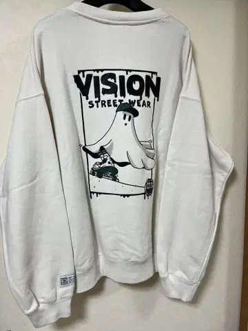 VISION 그래픽 맨투맨 화이트