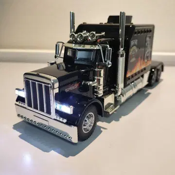 1/43 스케일 피터빌트 LED 라이트 소리 나는 블랙 미니카 새상품