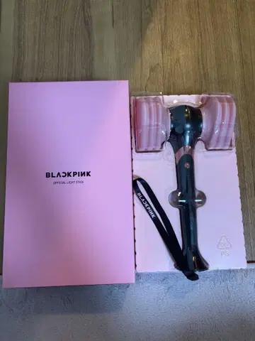 BLACKPINK 공식 응원봉