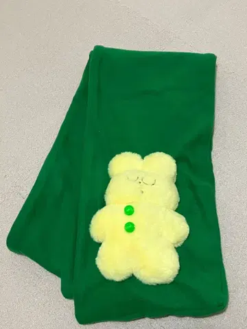봉제 인형 포함 플리스 머플러
