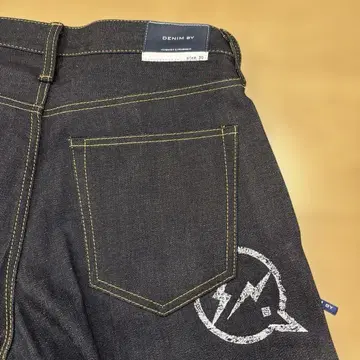 새상품 DENIM BY VANQUISH & FRAGMENT 30인치