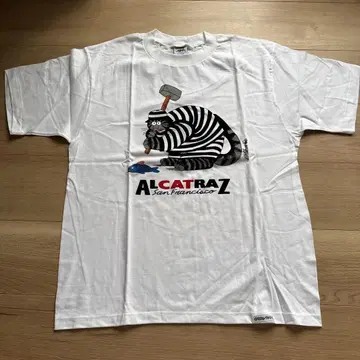 [새상품 미사용] 클레이지 셔츠 ALCATRAZ CAT T셔츠