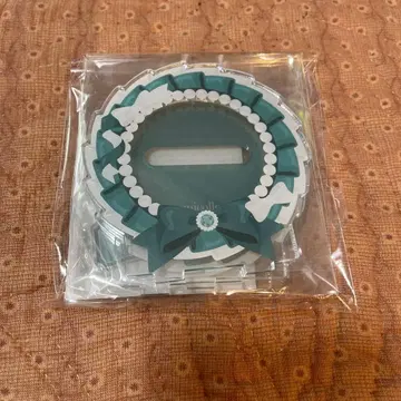 후쿠야 오나마에 커스텀 Green 아크릴 캔뱃지 스탠드 피콕