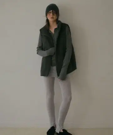 [ 새상품급 ] ETRE TOKYO 멜톤 플리스 베스트 차콜