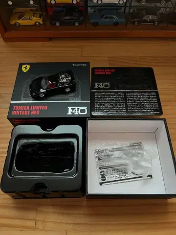 토미카 리미티드 빈티지 NEO 1/64 페라리 F40 블랙