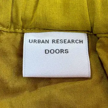 URBAN RESEARCH DOORS 머스타드 플레어 스커트