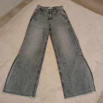 MOUSSY 부츠컷 데님 라이트 블루 사이드 슬릿