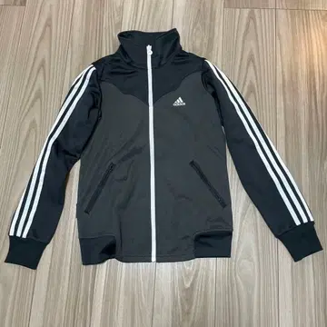 미사용 새상품 adidas 블랙 저지