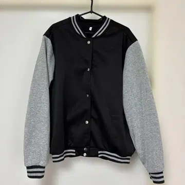 SHEIN 바시티 자켓 맨투맨 속기모 블랙 그레이