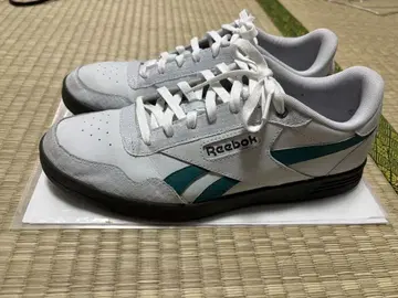 코트 어드밴스 Reebok