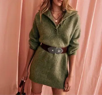 Sezane 올리브 그린 후드 부착 니트 원피스