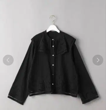 자수 칼라 블라우스
