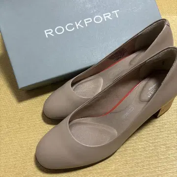 ROCKPORT 베이지 펌프스 약 5cm 힐