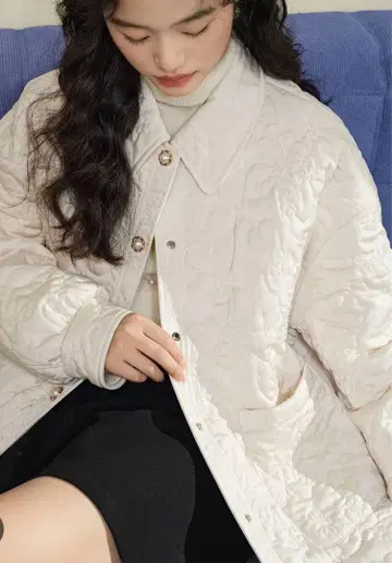 kuose 쿠오세 아이보리 퀼팅 코트 M 사이즈