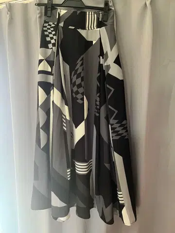 hare 롱 스커트