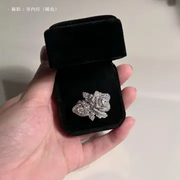 유품 정리 물품 새상품급 장미 디자인 실버 반지 다이아몬드