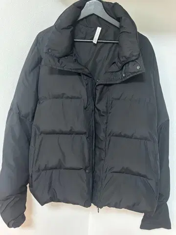 ZARA 퍼프 자켓 US M size (EUR M)